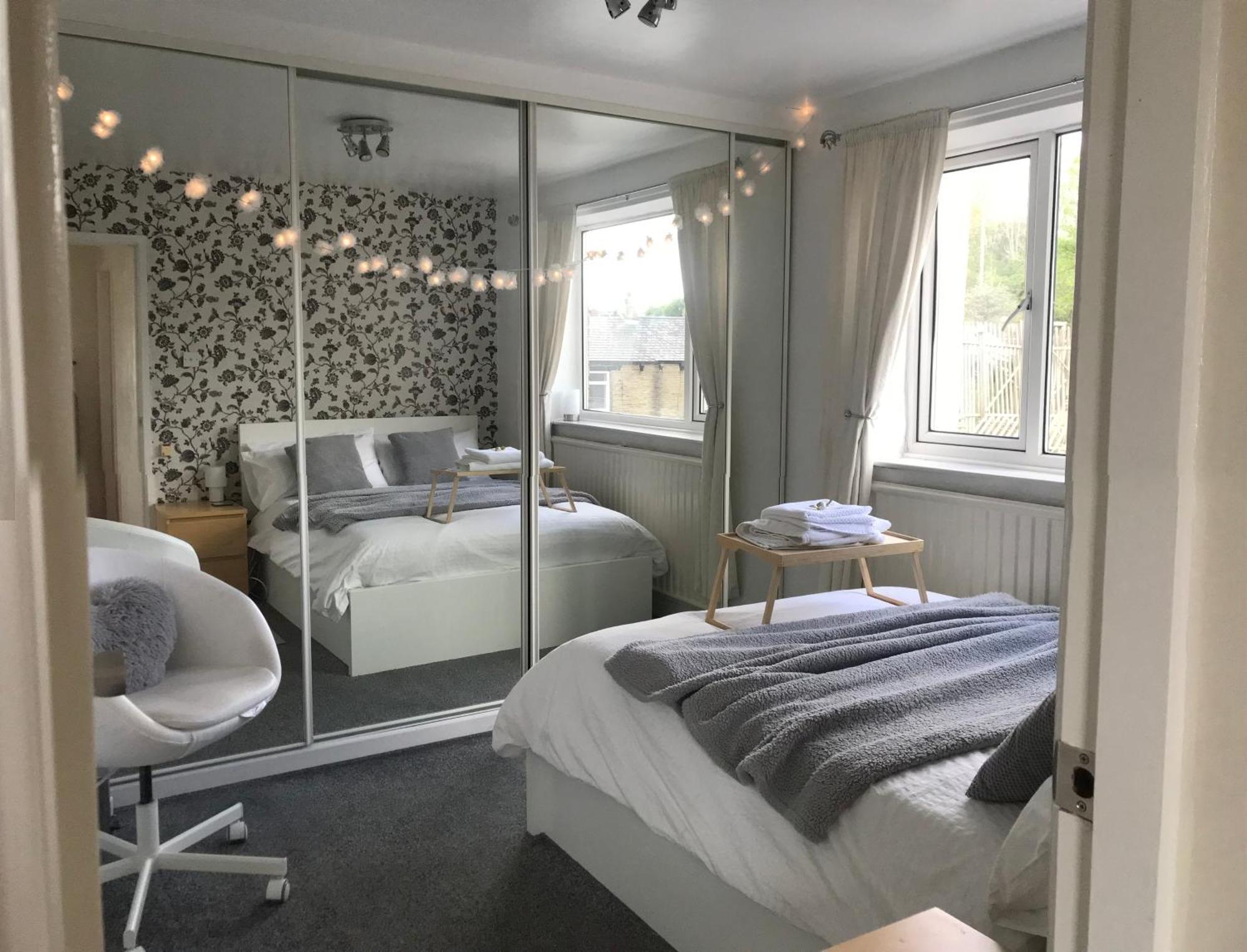 Homestay Fairy Dell Guesthouse, With Cozy Lockable Rooms, Tv, Tea Tray With Choccies, Free Wifi And Parking, 24hr Check In, Coa, Are Welcome